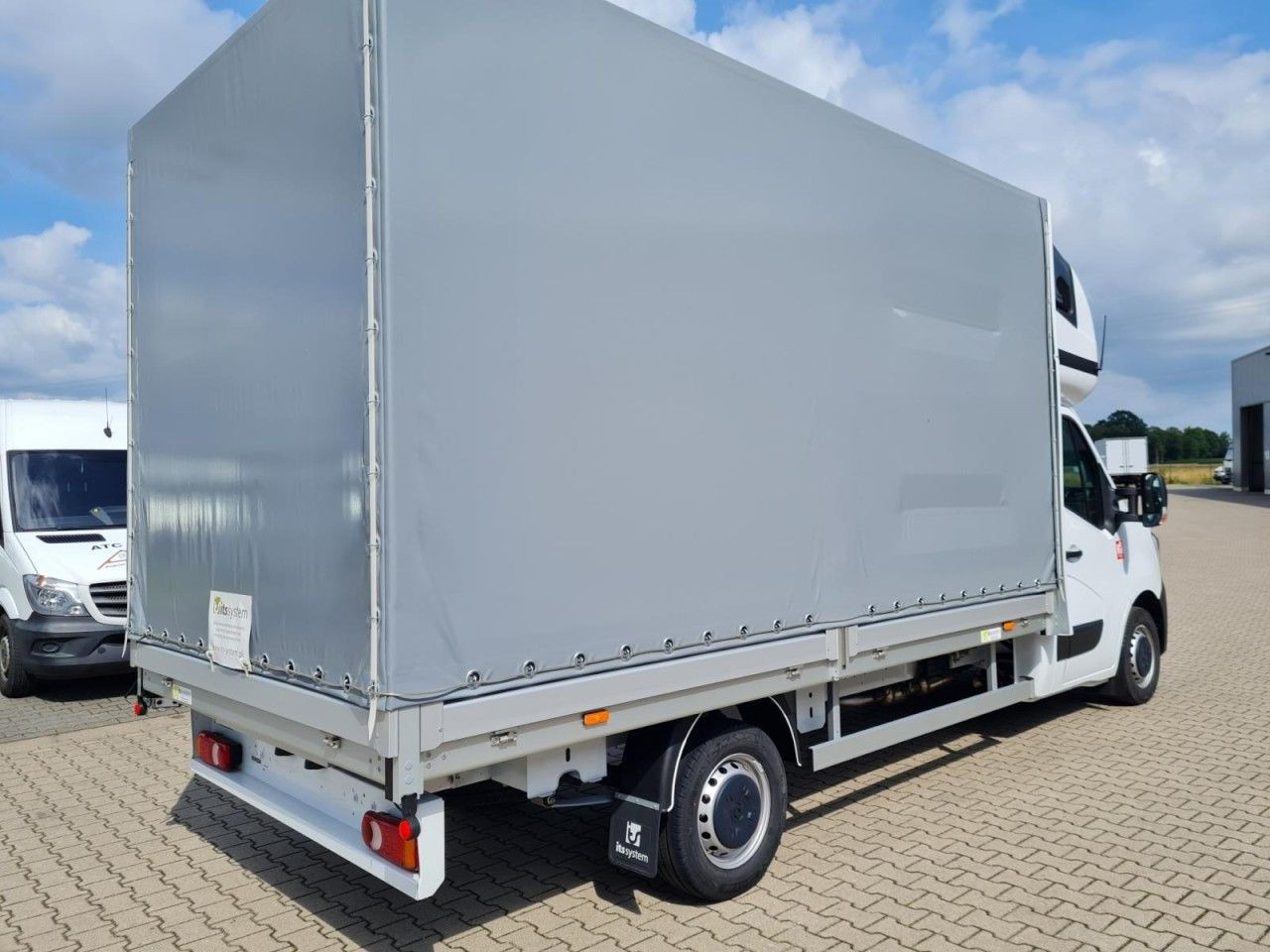Renault Master 3,5 Pritsche Schiebe Plane Schlafkab. - Tenteli kamyonet: fotoğraf 4 Renault Master 3,5 Pritsche Schiebe Plane Schlafkab. - Tenteli kamyonet: fotoğraf 4