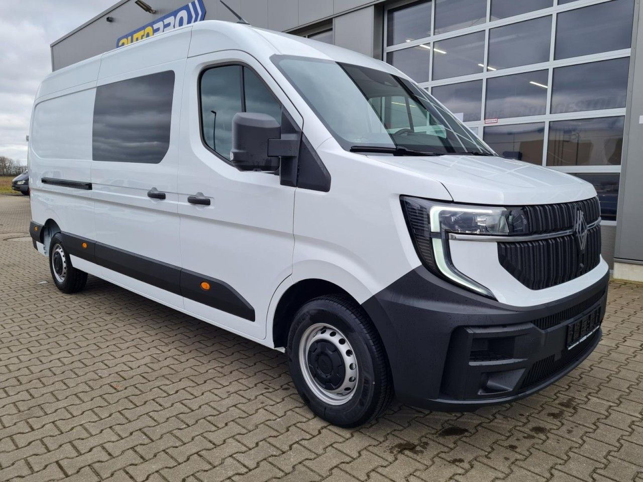 Renault Master 3,5t Kasten Doka dCi 130 L3H2 - Panelvan, Çift kabin kamyonet: fotoğraf 3 Renault Master 3,5t Kasten Doka dCi 130 L3H2 - Panelvan, Çift kabin kamyonet: fotoğraf 3