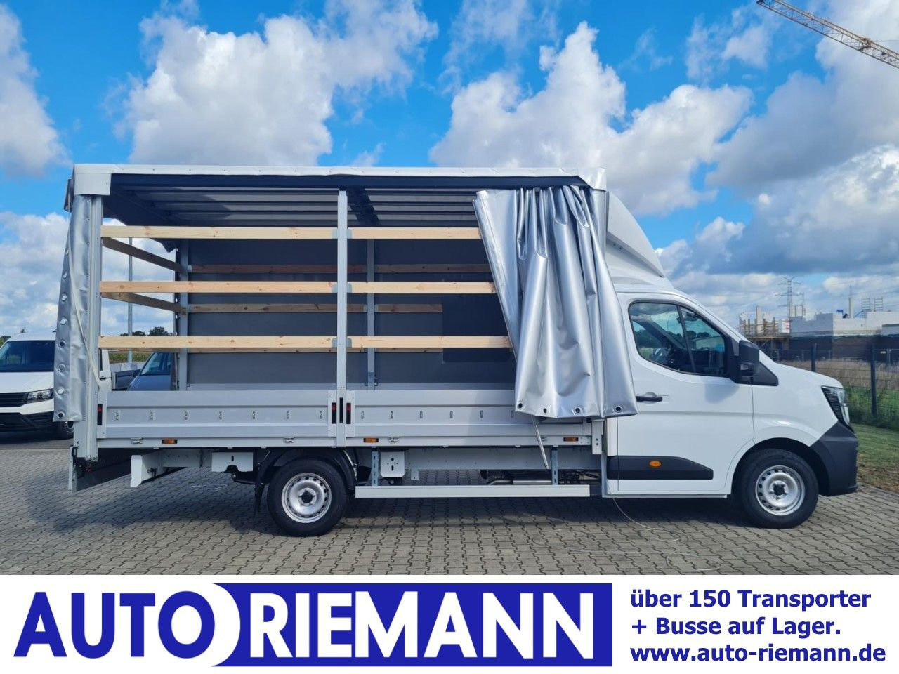 Renault Master 35 Pritsche Schiebe Plane KLIMA TEMPOMAT - Tenteli kamyonet: fotoğraf 1 Renault Master 35 Pritsche Schiebe Plane KLIMA TEMPOMAT - Tenteli kamyonet: fotoğraf 1