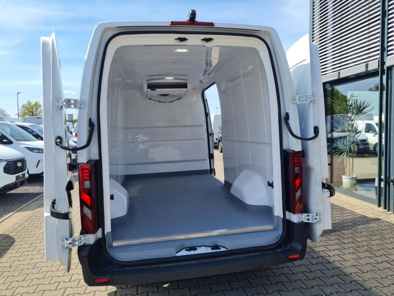 Frigorifik kamyonet Renault Master New 3,5 t Kühlkasten Carrier L3H2 Kamera: fotoğraf 21