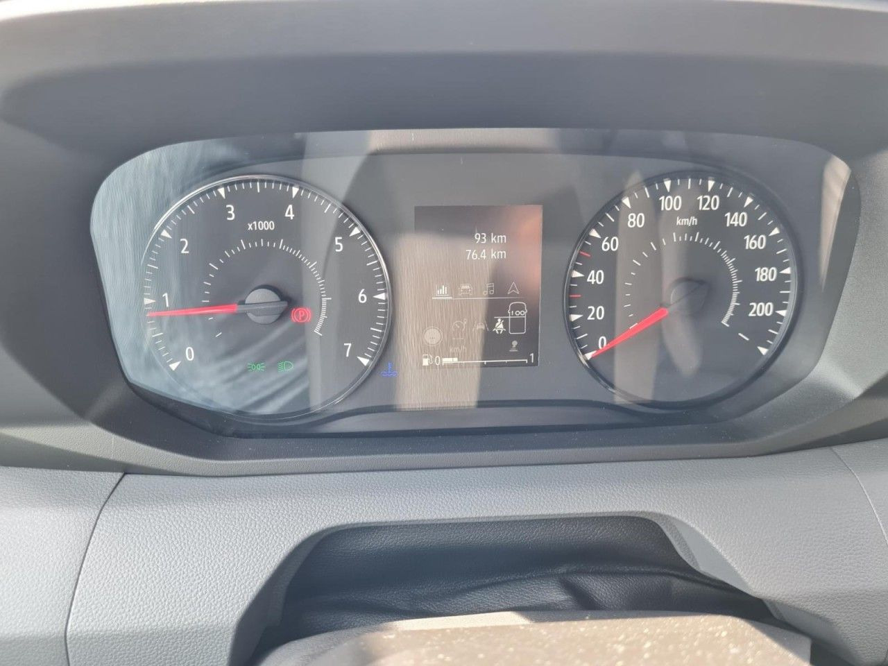 Frigorifik kamyonet Renault Master New 3,5 t Kühlkasten Carrier L3H2 Kamera: fotoğraf 9