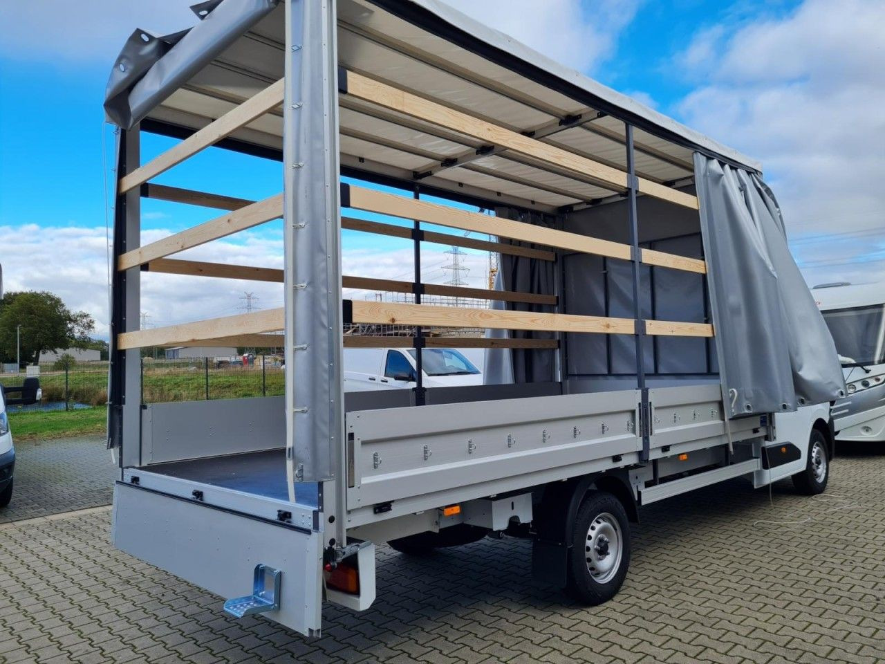 Renault Master Pritsche 2x Schiebe Plane 10 Pal. LUFTFED - Tenteli kamyonet: fotoğraf 5 Renault Master Pritsche 2x Schiebe Plane 10 Pal. LUFTFED - Tenteli kamyonet: fotoğraf 5