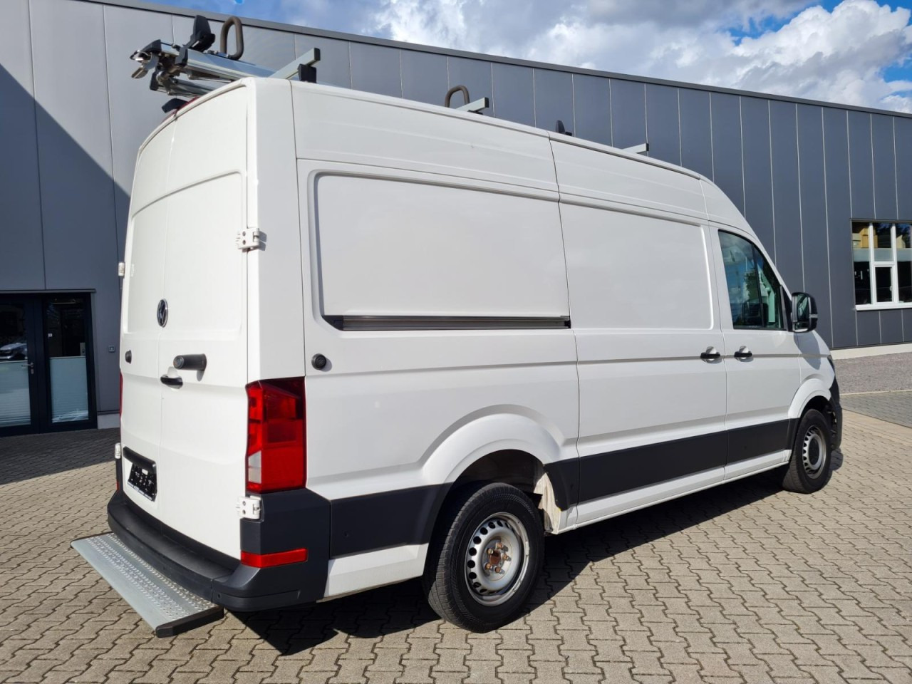 Volkswagen Crafter 35 Kasten TDI MR L3H3 NAVI TOUCH KAMERA - Panelvan: fotoğraf 4 Volkswagen Crafter 35 Kasten TDI MR L3H3 NAVI TOUCH KAMERA - Panelvan: fotoğraf 4