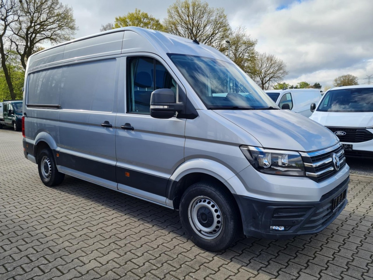 Volkswagen Crafter 35 Kasten TDI MR hoch NAVI KLIMA TEMPOMAT - Panelvan: fotoğraf 3 Volkswagen Crafter 35 Kasten TDI MR hoch NAVI KLIMA TEMPOMAT - Panelvan: fotoğraf 3