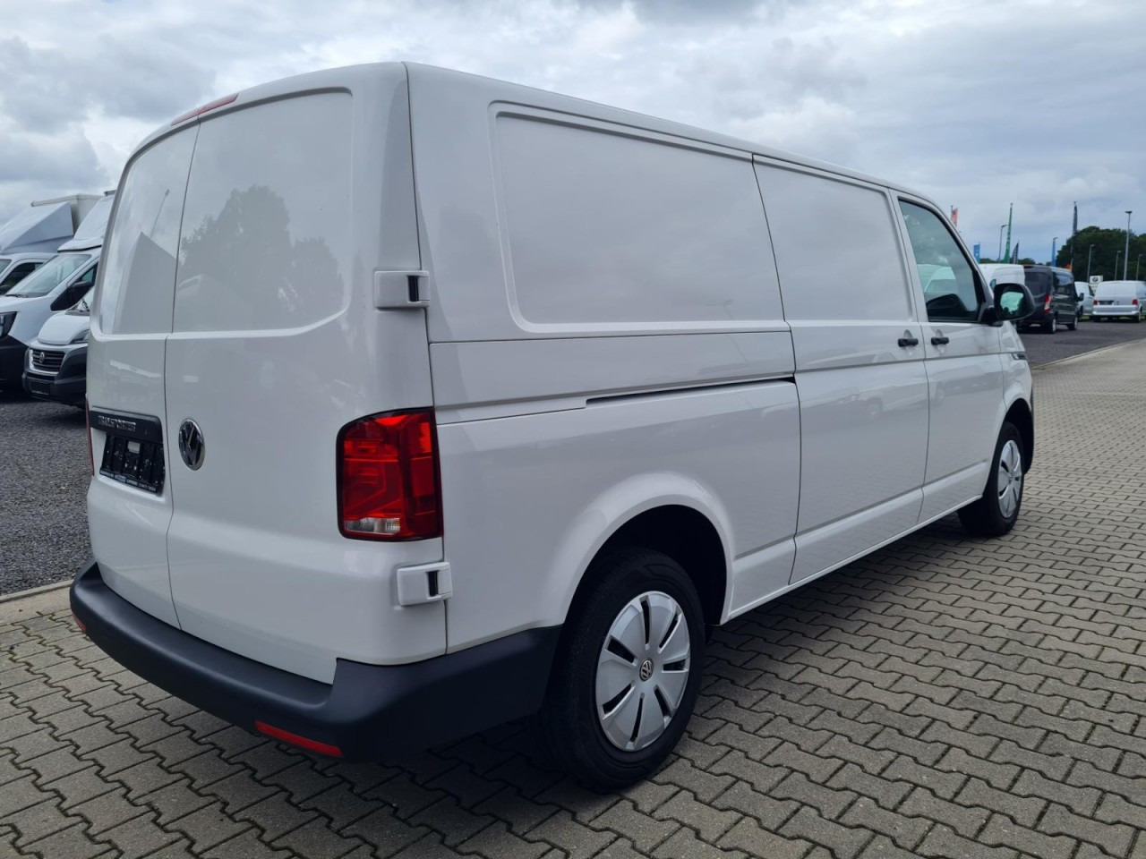 Volkswagen T6.1 Kasten TDi lang Flügeltüren KLIMA Verkleidungen - Küçük panelvan: fotoğraf 5 Volkswagen T6.1 Kasten TDi lang Flügeltüren KLIMA Verkleidungen - Küçük panelvan: fotoğraf 5