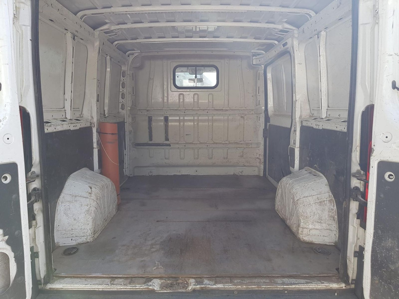 Fiat Ducato Kastenwagen 120 MULTIJET  Radio+AHK 88... - Küçük panelvan: fotoğraf 5 Fiat Ducato Kastenwagen 120 MULTIJET  Radio+AHK 88... - Küçük panelvan: fotoğraf 5