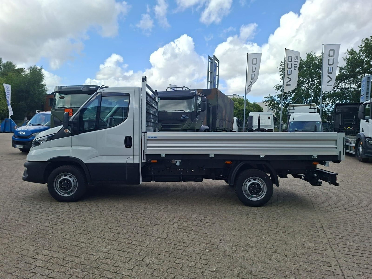 Iveco Daily 35S14A8Y Henschel 3-Seiten Kipper 100 k... - Açık kasa kamyonet: fotoğraf 2 Iveco Daily 35S14A8Y Henschel 3-Seiten Kipper 100 k... - Açık kasa kamyonet: fotoğraf 2