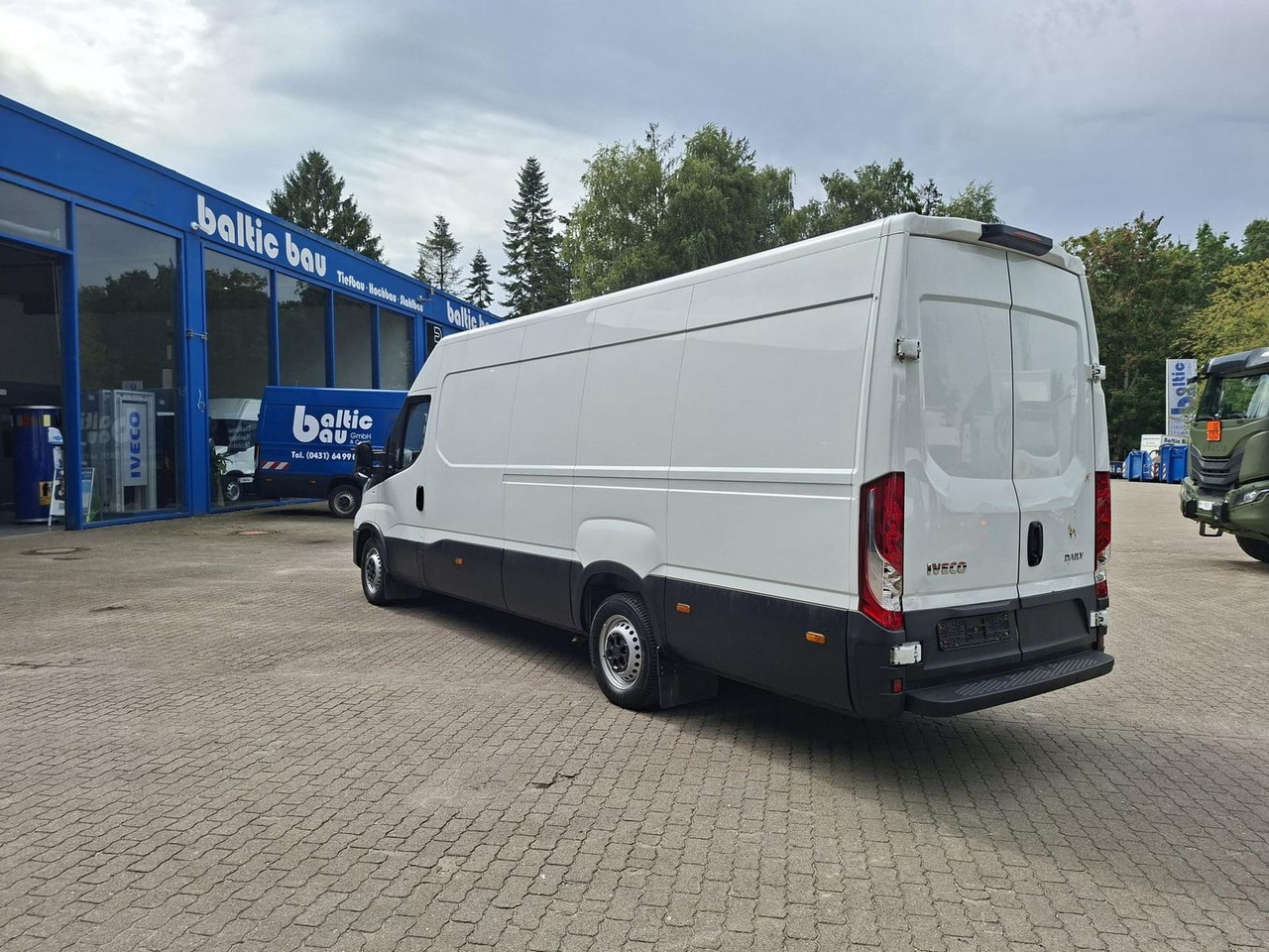 Iveco Daily 35S16V Klima 4100 115 kW (156 PS), Auto... - Panelvan: fotoğraf 3 Iveco Daily 35S16V Klima 4100 115 kW (156 PS), Auto... - Panelvan: fotoğraf 3