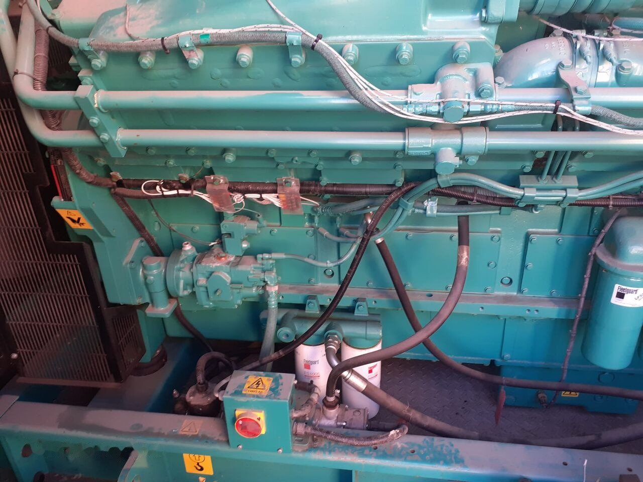 Cummins Agregat Prądotwórczy generator 1000 kw 1200 kw 1500 1650 Kva Fab - Elektrikli jeneratör: fotoğraf 1 Cummins Agregat Prądotwórczy generator 1000 kw 1200 kw 1500 1650 Kva Fab - Elektrikli jeneratör: fotoğraf 1