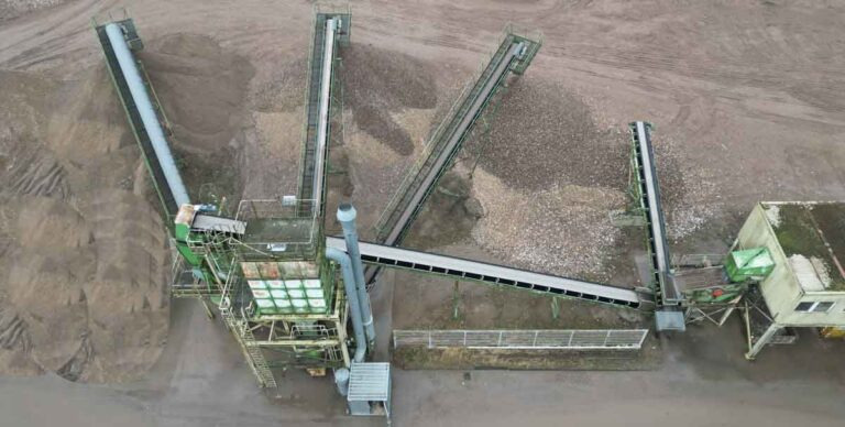 GOLIATH D220 – Mobile jaw crusher / mobiler Backenbrecher - Çeneli kırıcı: fotoğraf 1 GOLIATH D220 – Mobile jaw crusher / mobiler Backenbrecher - Çeneli kırıcı: fotoğraf 1