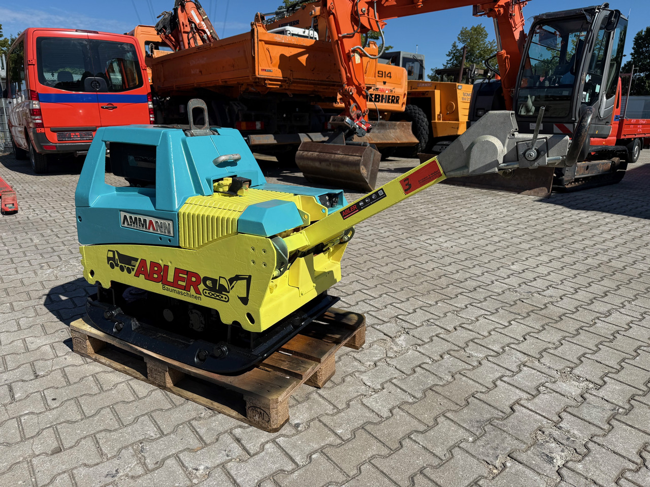Ammann AVH 100-20 Rüttelplatte E-Start - Titreşimli kompaktör: fotoğraf 5 Ammann AVH 100-20 Rüttelplatte E-Start - Titreşimli kompaktör: fotoğraf 5