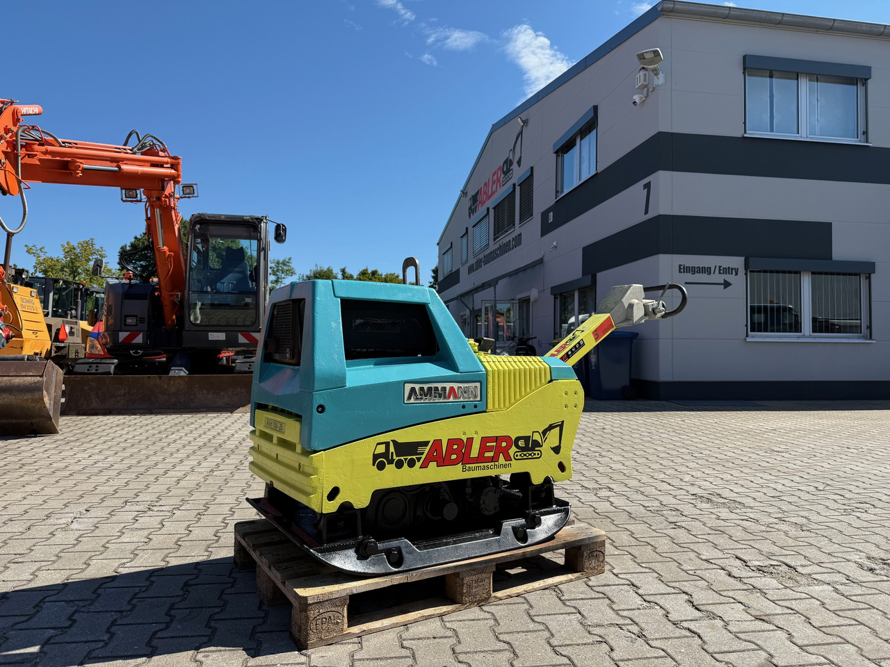 Ammann AVH 100-20 Rüttelplatte E-Start - Titreşimli kompaktör: fotoğraf 2 Ammann AVH 100-20 Rüttelplatte E-Start - Titreşimli kompaktör: fotoğraf 2