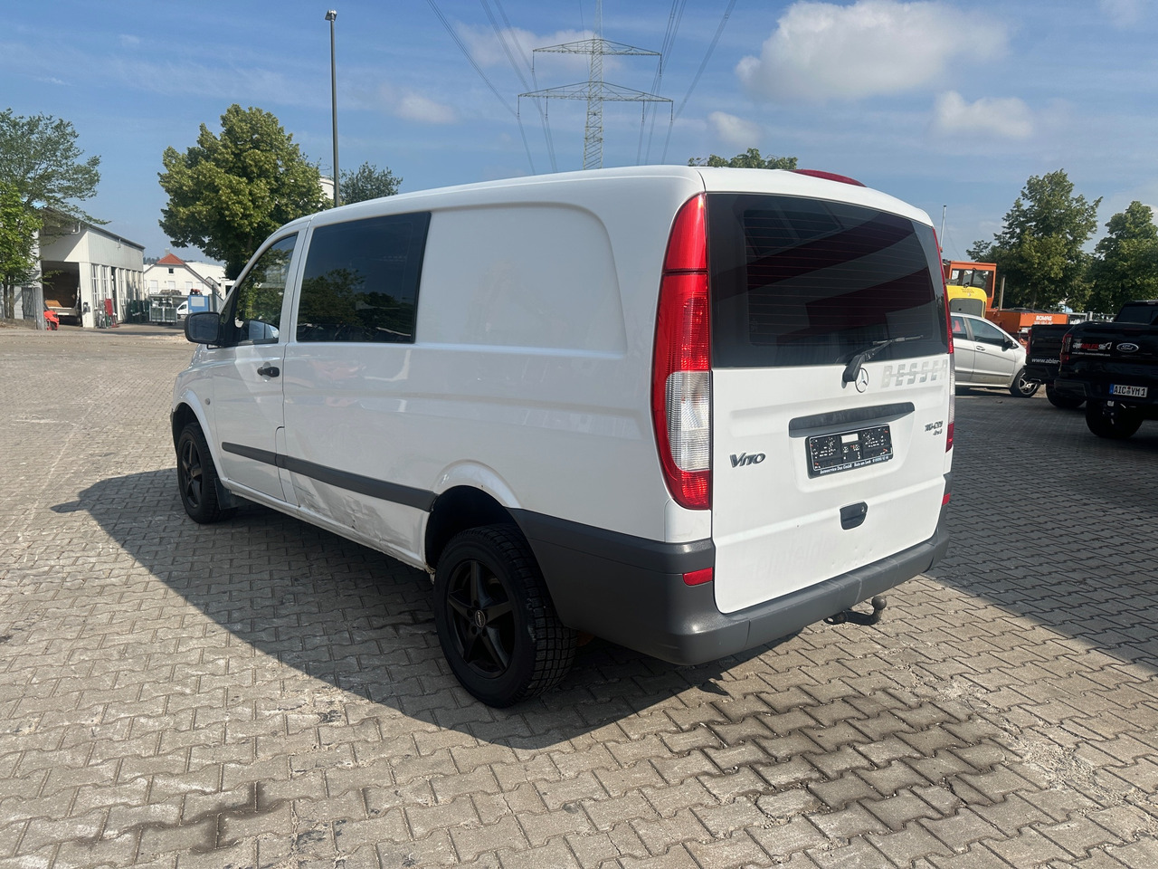 Mercedes-Benz 116 CDI Vito 4x4 Allrad - Binek araba: fotoğraf 5 Mercedes-Benz 116 CDI Vito 4x4 Allrad - Binek araba: fotoğraf 5