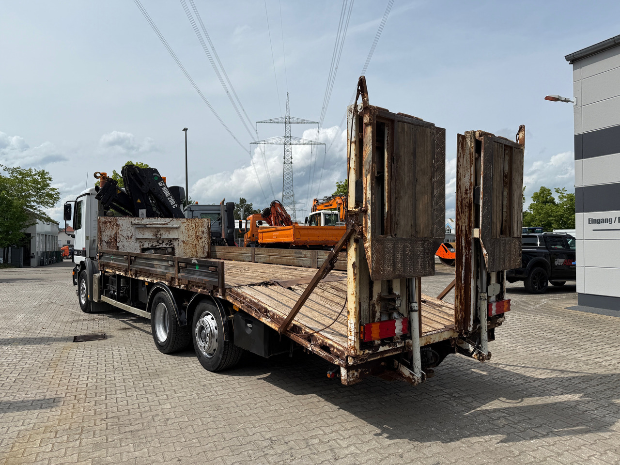 Mercedes-Benz 2535 Actros MP1 Baumaschinentransporter mit Kran und Rampen - Araba taşıyıcı kamyon, Vinçli kamyon: fotoğraf 5 Mercedes-Benz 2535 Actros MP1 Baumaschinentransporter mit Kran und Rampen - Araba taşıyıcı kamyon, Vinçli kamyon: fotoğraf 5