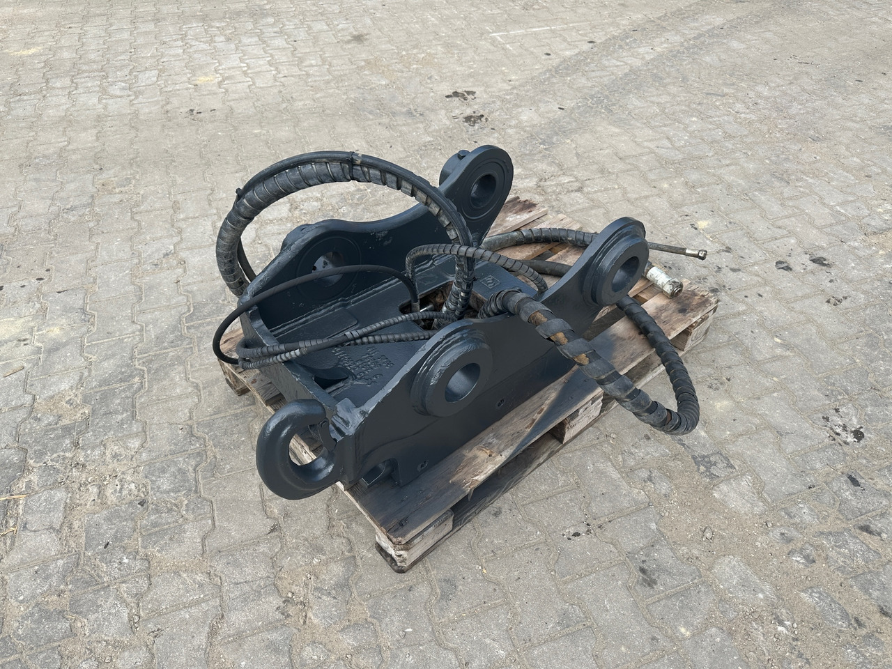 Oilquick OQ 65 vollhydraulischer Schnellwechsler - Çabuk bağlantı: fotoğraf 2 Oilquick OQ 65 vollhydraulischer Schnellwechsler - Çabuk bağlantı: fotoğraf 2