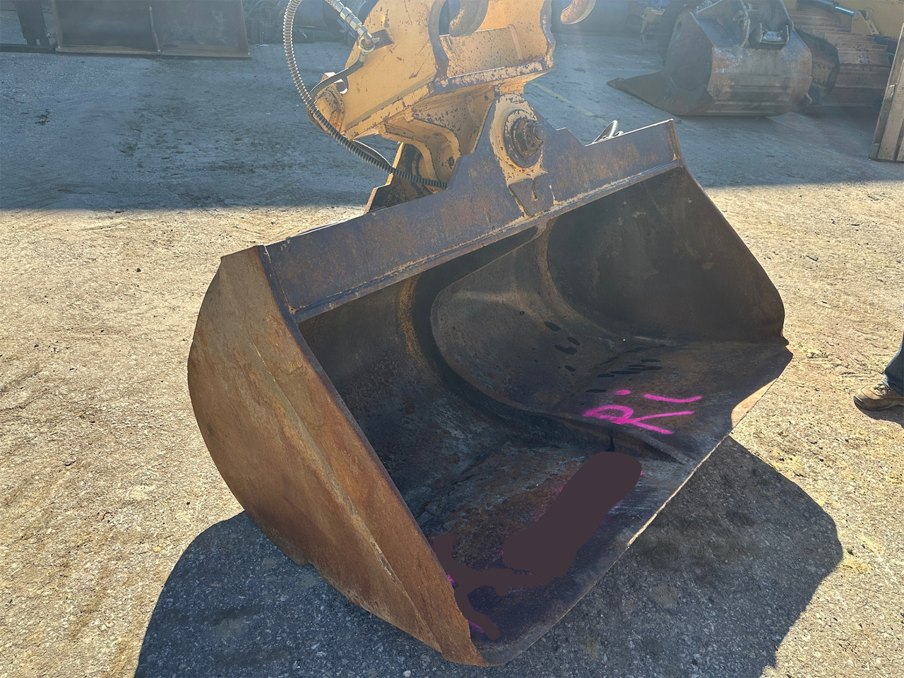 Verachtert CW 40S Schwenkbarer Tieflöffel 175 cm - Ekskavatör kovası - İş makinaları: fotoğraf 2 Verachtert CW 40S Schwenkbarer Tieflöffel 175 cm - Ekskavatör kovası - İş makinaları: fotoğraf 2