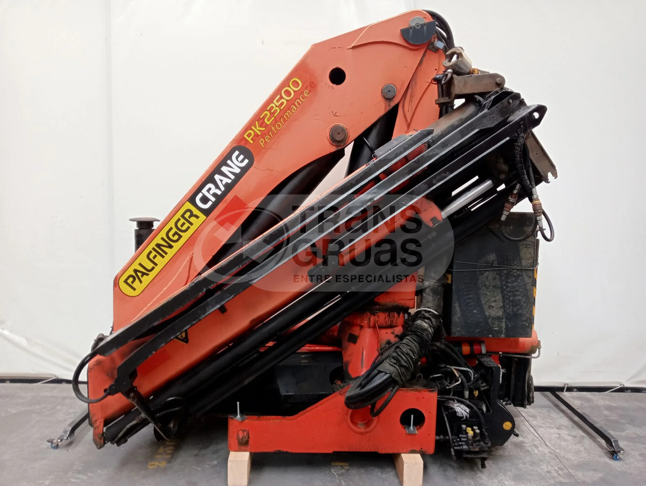 Grúa hidráulica Palfinger PK 23500 - Araç üstü vinç: fotoğraf 1 Grúa hidráulica Palfinger PK 23500 - Araç üstü vinç: fotoğraf 1