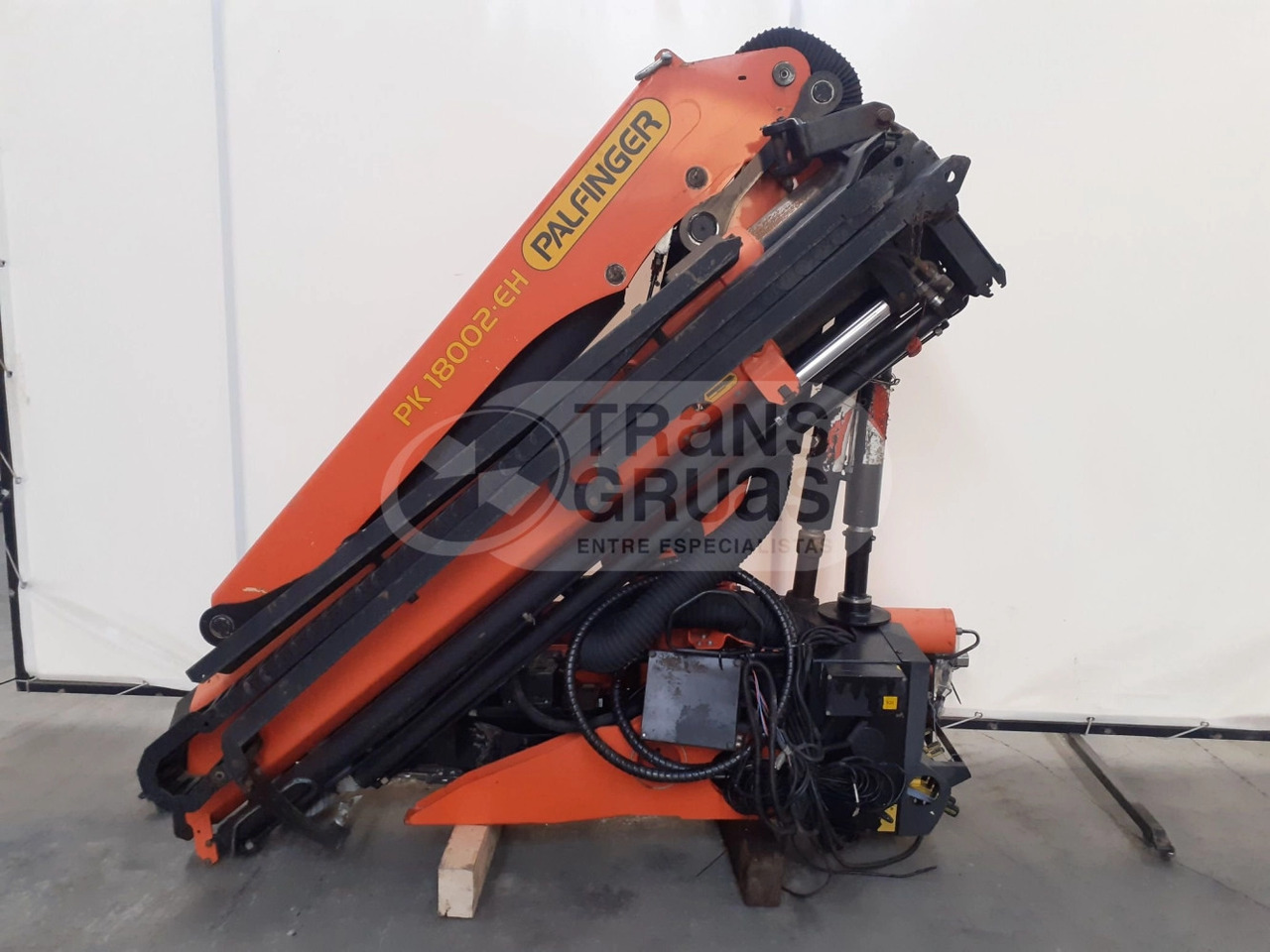 Grúa palfinger PK18002EH - Araç üstü vinç - Kamyon: fotoğraf 4 Grúa palfinger PK18002EH - Araç üstü vinç - Kamyon: fotoğraf 4