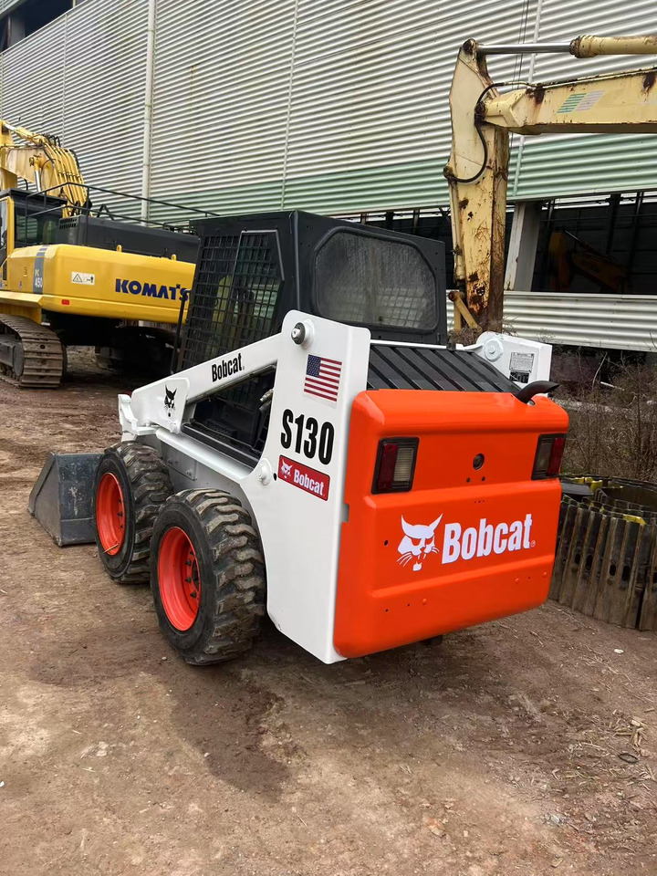 Bobcat S130 - Mini yükleyici: fotoğraf 3 Bobcat S130 - Mini yükleyici: fotoğraf 3