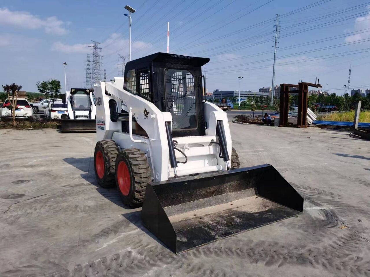 Bobcat S160 - Mini yükleyici: fotoğraf 3 Bobcat S160 - Mini yükleyici: fotoğraf 3