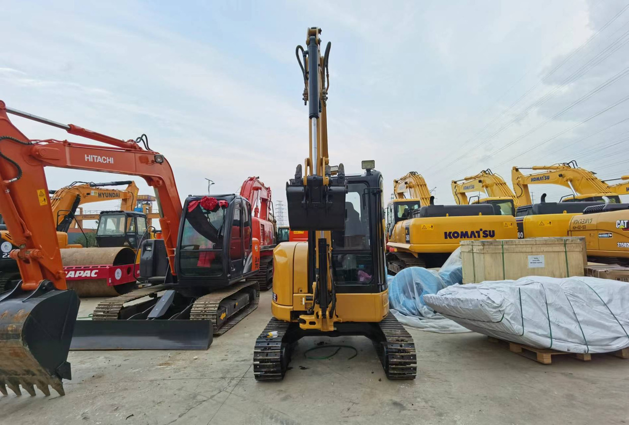 CATERPILLAR 303.5E - Mini ekskavatör: fotoğraf 4 CATERPILLAR 303.5E - Mini ekskavatör: fotoğraf 4