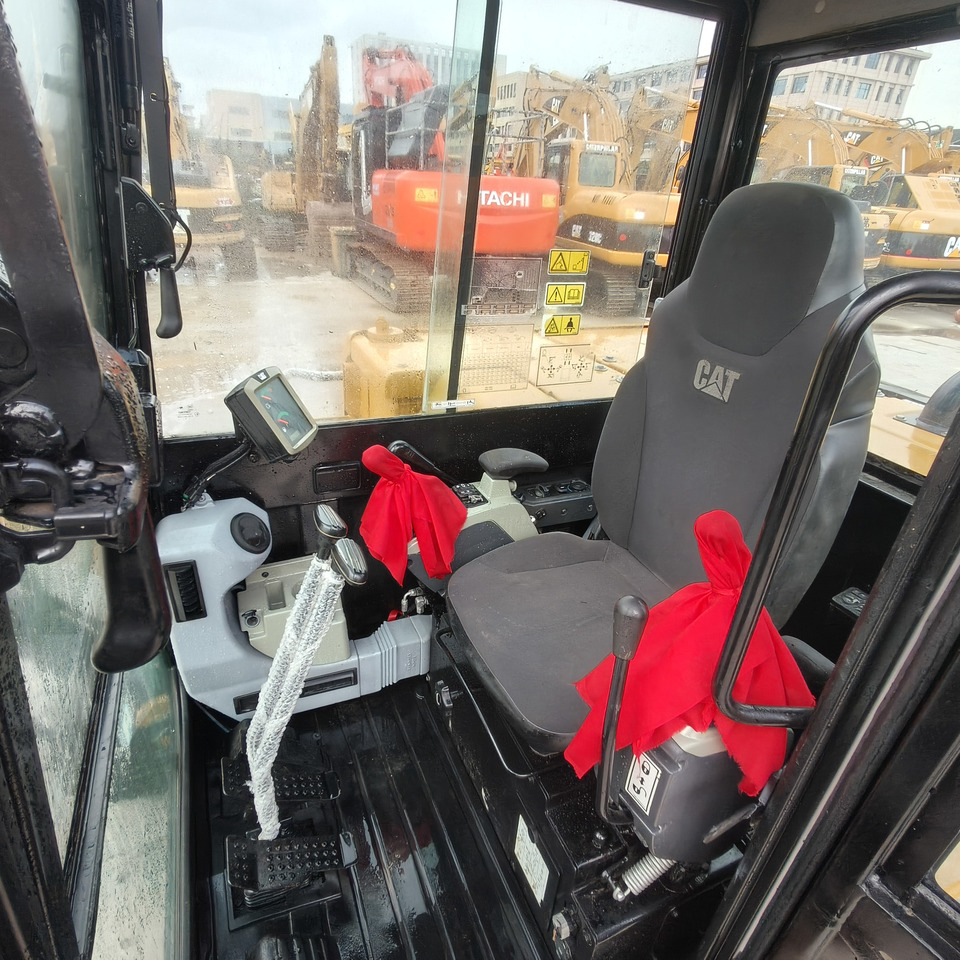 Mini ekskavatör CATERPILLAR 306E2: fotoğraf 9 Mini ekskavatör CATERPILLAR 306E2: fotoğraf 9