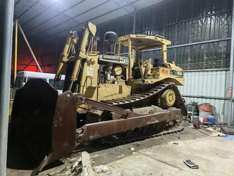 Caterpillar D8R - Buldozer: fotoğraf 4 Caterpillar D8R - Buldozer: fotoğraf 4