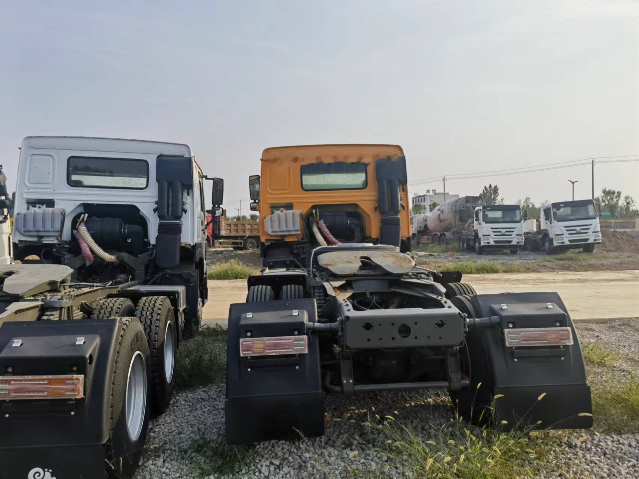 Sinotruk HOWO 371 Tractor - Çekici: fotoğraf 5 Sinotruk HOWO 371 Tractor - Çekici: fotoğraf 5