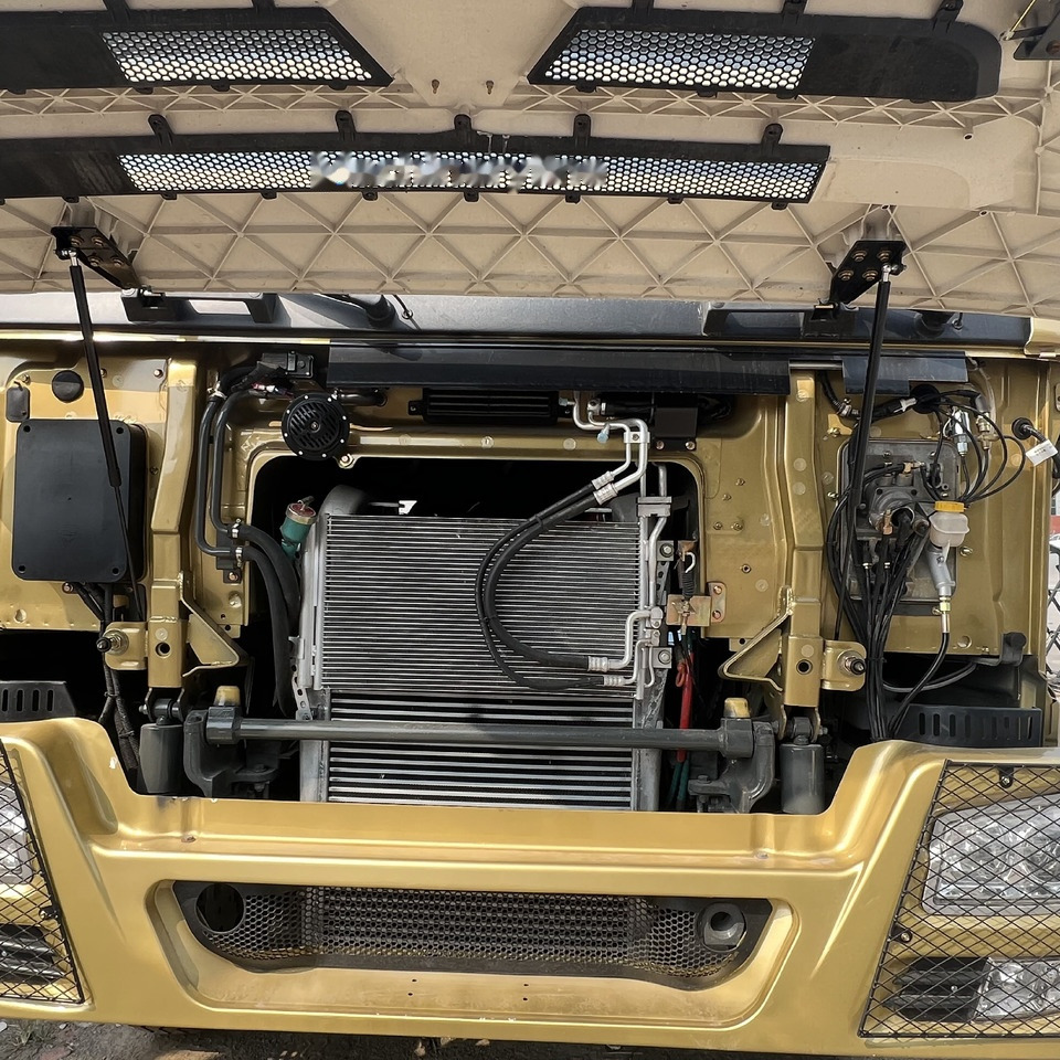 Sinotruk HOWO 420 Tractor - Çekici: fotoğraf 5 Sinotruk HOWO 420 Tractor - Çekici: fotoğraf 5