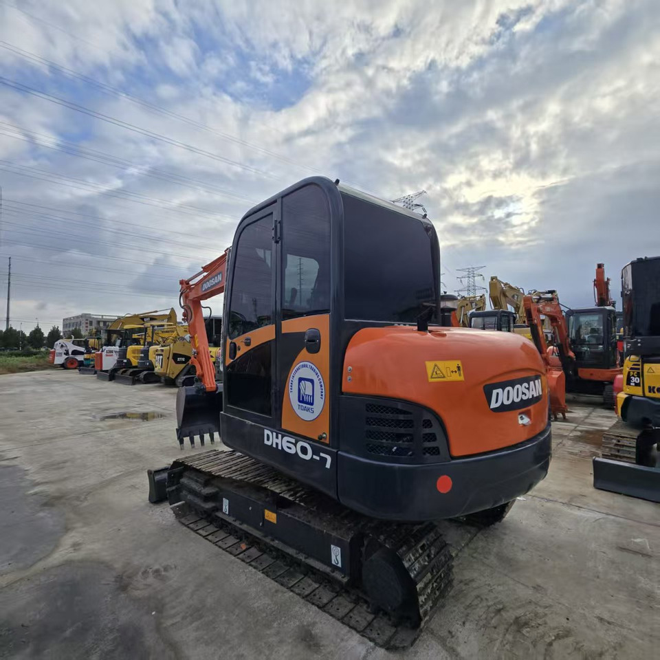 DOOSAN DH60 - Mini ekskavatör: fotoğraf 4 DOOSAN DH60 - Mini ekskavatör: fotoğraf 4