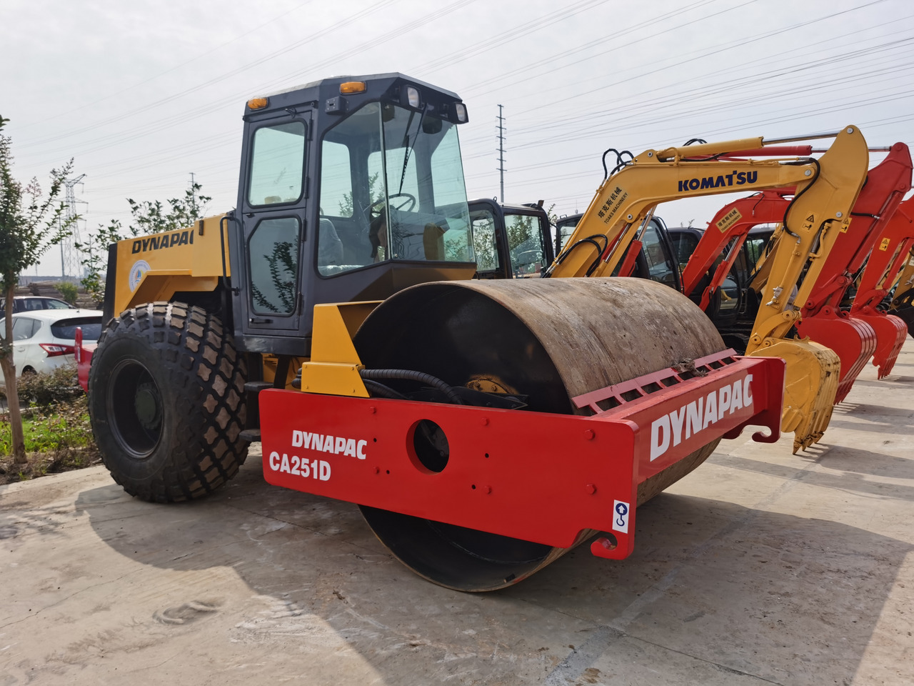DYNAPAC CA251D - Yol silindiri: fotoğraf 4 DYNAPAC CA251D - Yol silindiri: fotoğraf 4