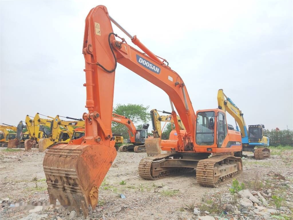 Doosan DH 300 LC-7 - Paletli ekskavatör: fotoğraf 1 Doosan DH 300 LC-7 - Paletli ekskavatör: fotoğraf 1