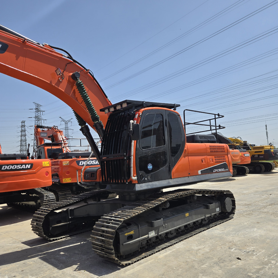 Doosan DX300 - Ekskavatör: fotoğraf 3 Doosan DX300 - Ekskavatör: fotoğraf 3