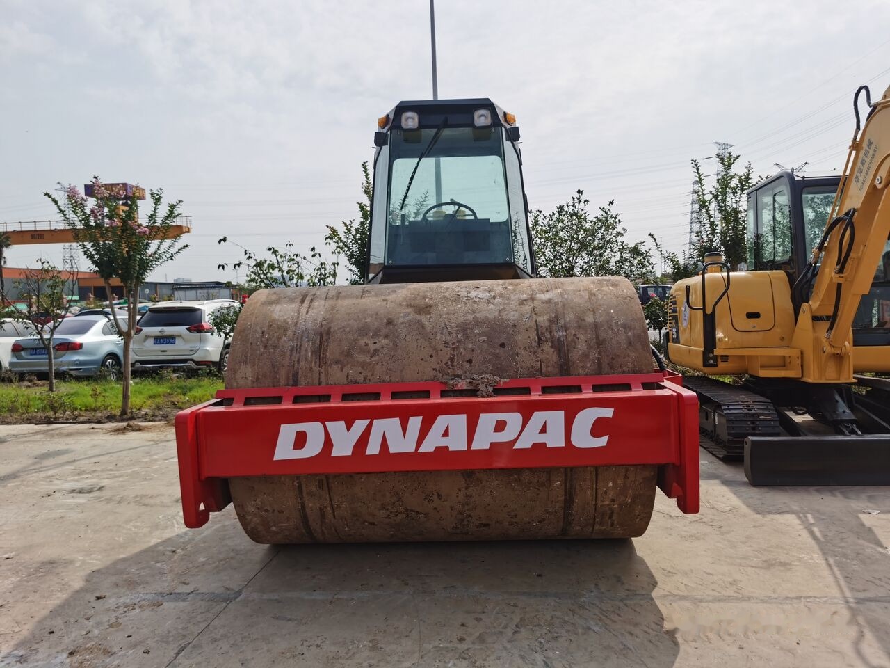 Dynapac CA251 - Yol silindiri: fotoğraf 1 Dynapac CA251 - Yol silindiri: fotoğraf 1