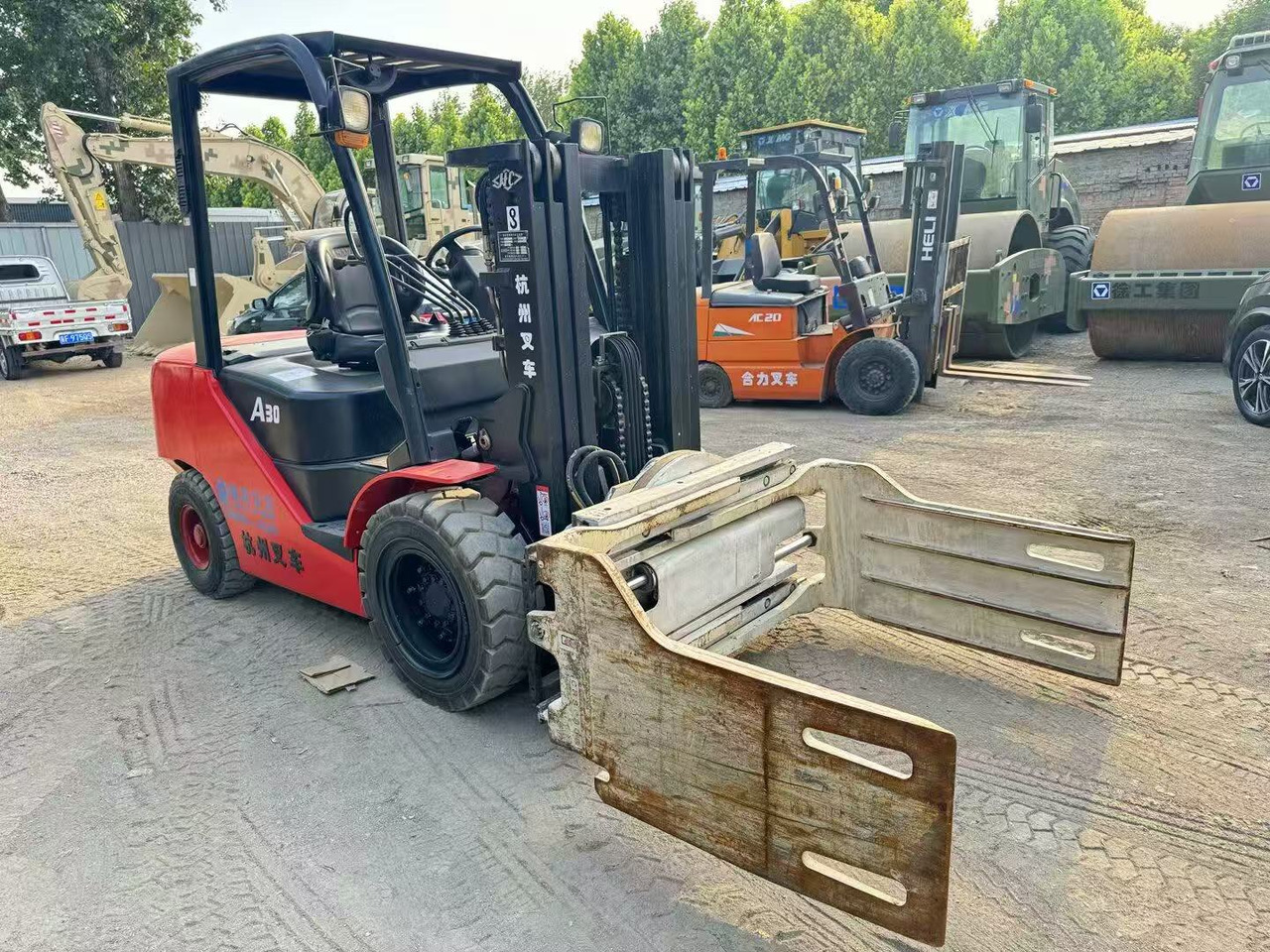 HangCha A30 - Dizel forklift: fotoğraf 1 HangCha A30 - Dizel forklift: fotoğraf 1