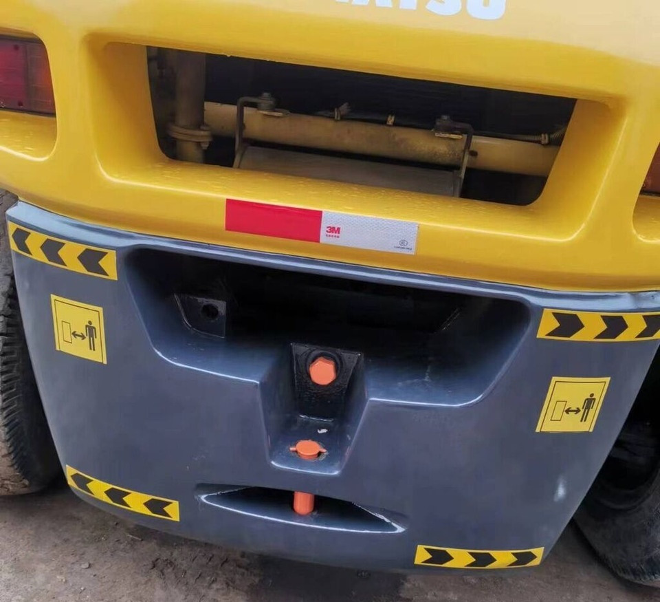 Komatsu FD70-7 - Dizel forklift: fotoğraf 3 Komatsu FD70-7 - Dizel forklift: fotoğraf 3