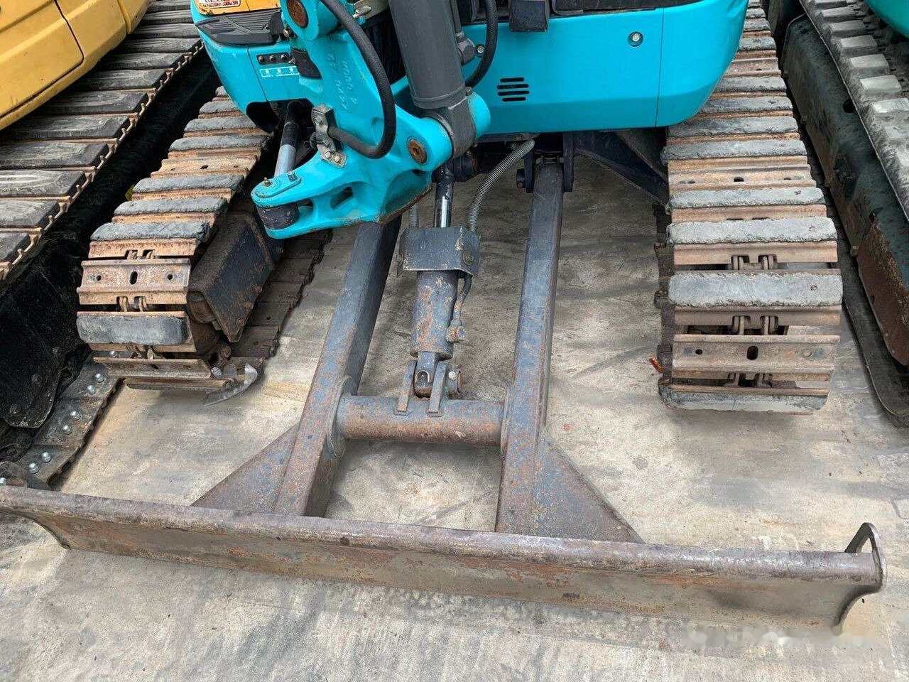 Kubota U35 - Mini ekskavatör: fotoğraf 3 Kubota U35 - Mini ekskavatör: fotoğraf 3
