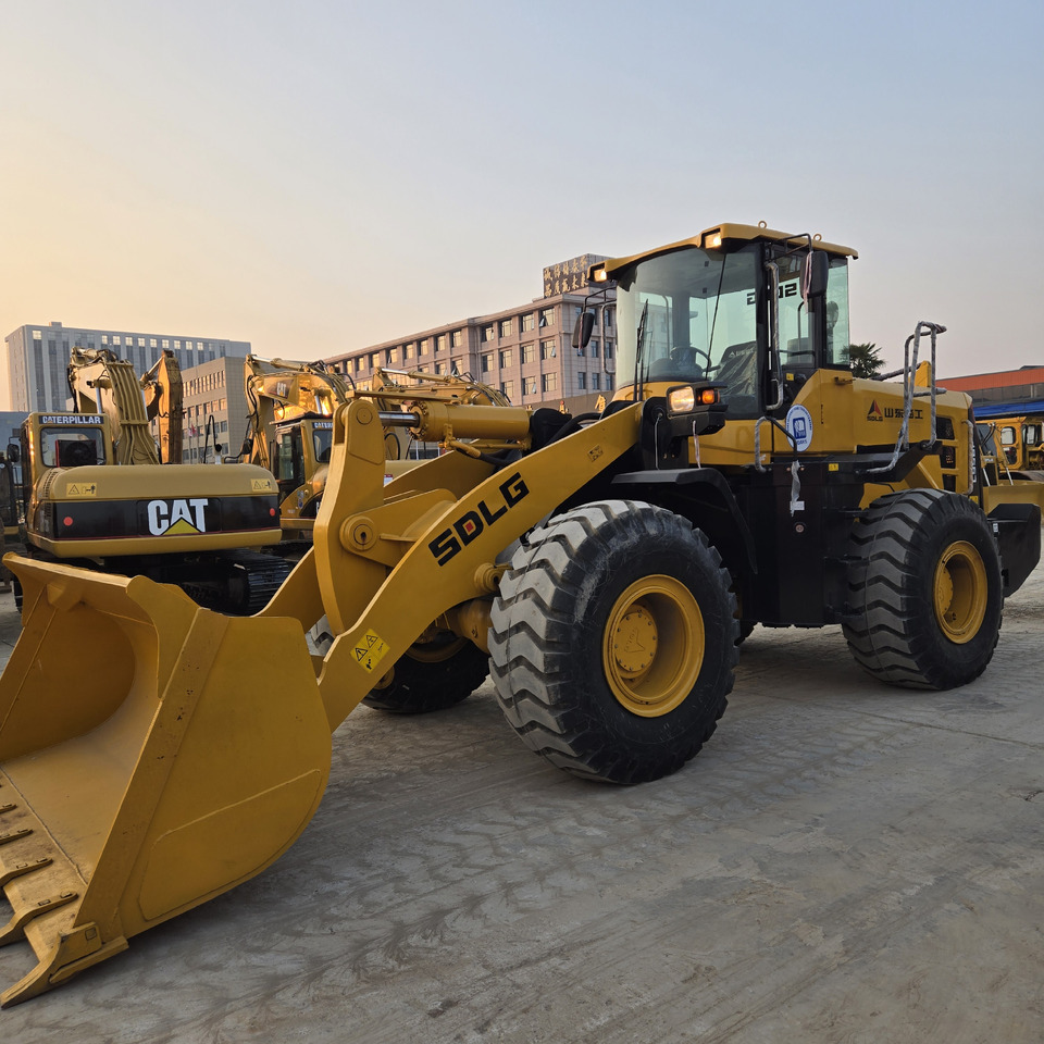 SDLG L956F - Tekerlekli yükleyici: fotoğraf 3 SDLG L956F - Tekerlekli yükleyici: fotoğraf 3