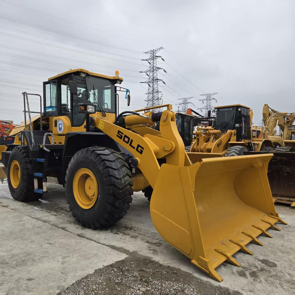 SDLG LG956L - Tekerlekli yükleyici: fotoğraf 1 SDLG LG956L - Tekerlekli yükleyici: fotoğraf 1