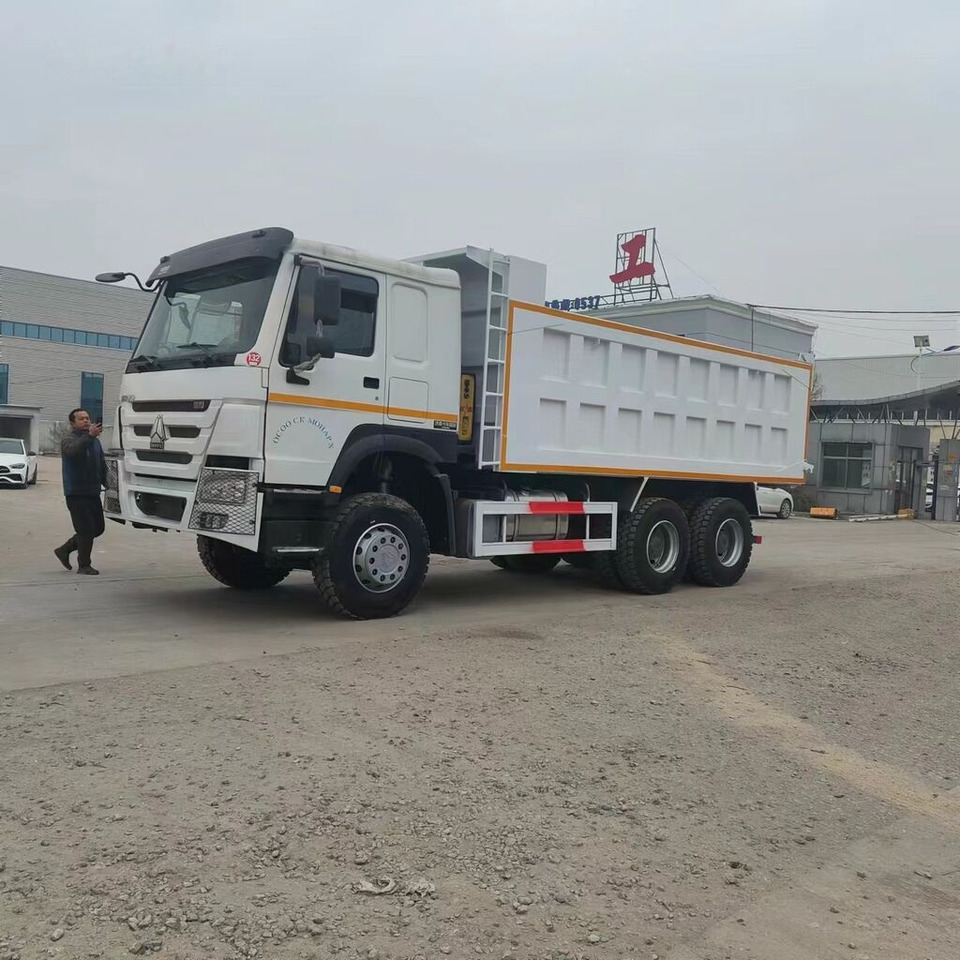 Sinotruk HOWO 6*4 Dump truck - Damperli kamyon: fotoğraf 3 Sinotruk HOWO 6*4 Dump truck - Damperli kamyon: fotoğraf 3