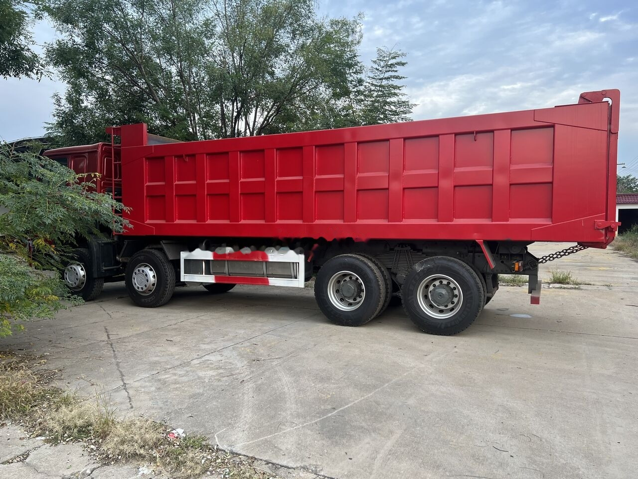 Sinotruk HOWO 8*4 Dump truck - Damperli kamyon: fotoğraf 3 Sinotruk HOWO 8*4 Dump truck - Damperli kamyon: fotoğraf 3