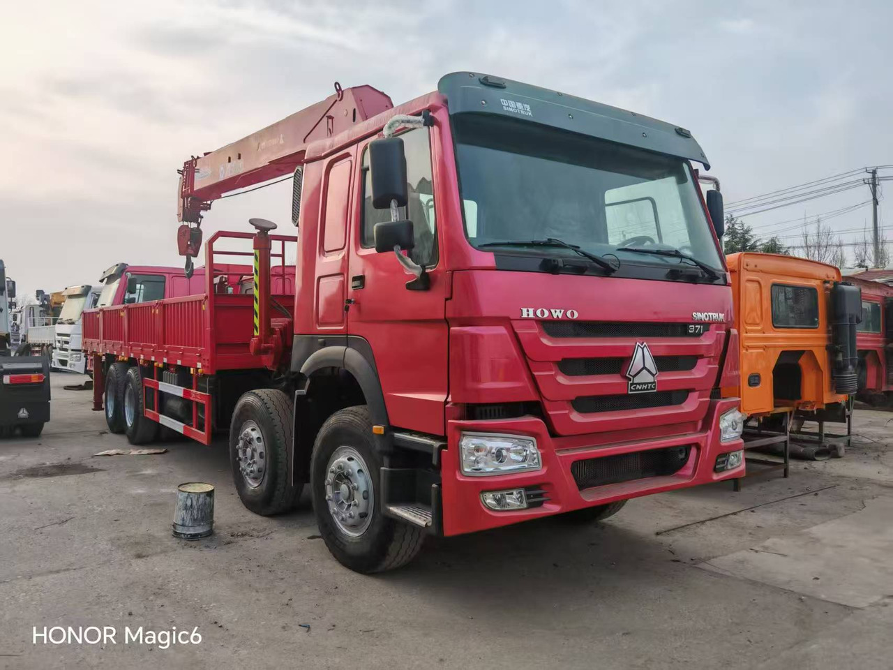 Sinotruk HOWO 8*4 Mobile crane - Mobil vinç: fotoğraf 2 Sinotruk HOWO 8*4 Mobile crane - Mobil vinç: fotoğraf 2