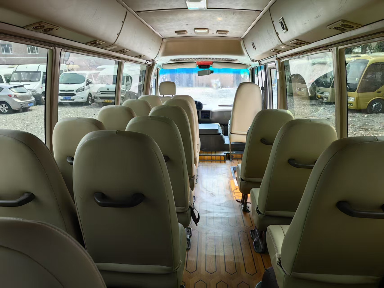 Toyota Coaster - Minibüs, Minivan: fotoğraf 3 Toyota Coaster - Minibüs, Minivan: fotoğraf 3