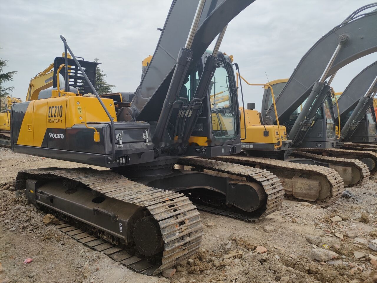 Volvo EC210B - Paletli ekskavatör: fotoğraf 5 Volvo EC210B - Paletli ekskavatör: fotoğraf 5