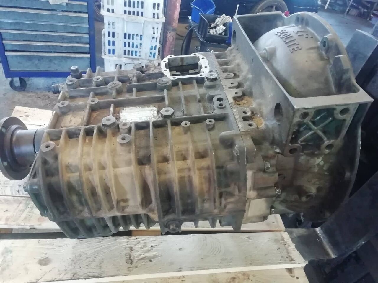 DAF (ZF 6s850) - Vites kutusu - Kamyon: fotoğraf 1 DAF (ZF 6s850) - Vites kutusu - Kamyon: fotoğraf 1