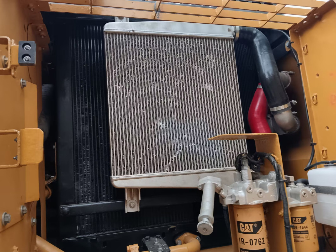 CAT 329D2L WITH 3 CAMERAS - Paletli ekskavatör: fotoğraf 4 CAT 329D2L WITH 3 CAMERAS - Paletli ekskavatör: fotoğraf 4