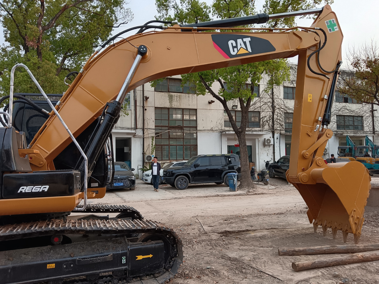 CAT 330D2 L - Paletli ekskavatör: fotoğraf 2 CAT 330D2 L - Paletli ekskavatör: fotoğraf 2