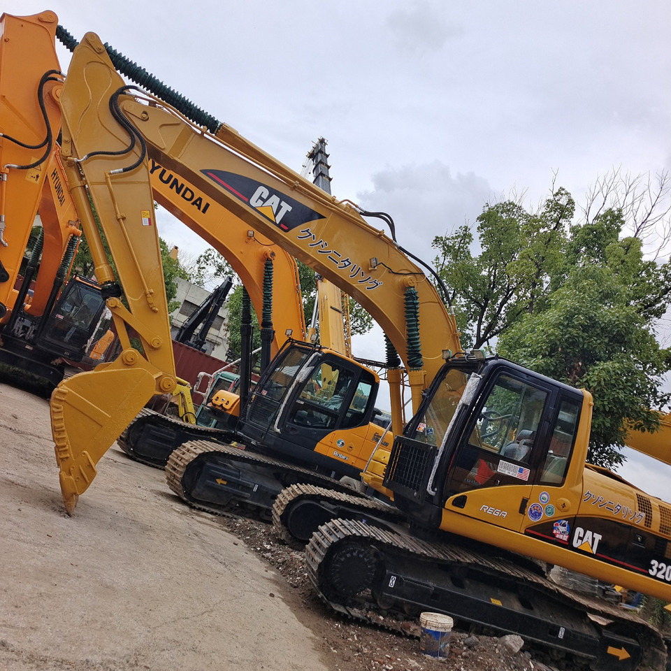 CATERPILLAR 320 CL CAT 320CL - Paletli ekskavatör: fotoğraf 1 CATERPILLAR 320 CL CAT 320CL - Paletli ekskavatör: fotoğraf 1