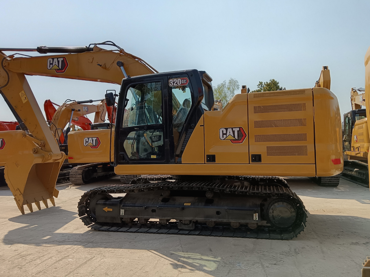 CATERPILLAR 320GC CAT 320 GC 336GC 323GC 330GC - Paletli ekskavatör: fotoğraf 2 CATERPILLAR 320GC CAT 320 GC 336GC 323GC 330GC - Paletli ekskavatör: fotoğraf 2