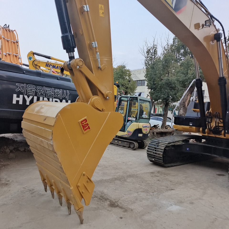 CATERPILLAR 330D2L CAT 330D - Paletli ekskavatör: fotoğraf 2 CATERPILLAR 330D2L CAT 330D - Paletli ekskavatör: fotoğraf 2